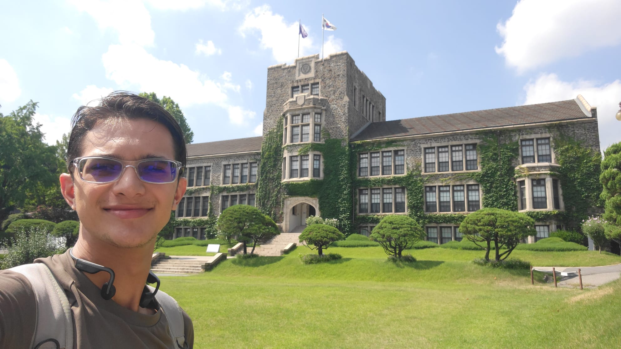 Alberto at Yonsei University